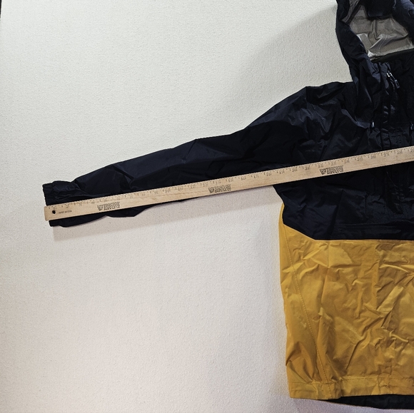 Patagonia Men’s XXS Hooded Rain Anorak Pullover Navy Yellow - Picture 9 of 11